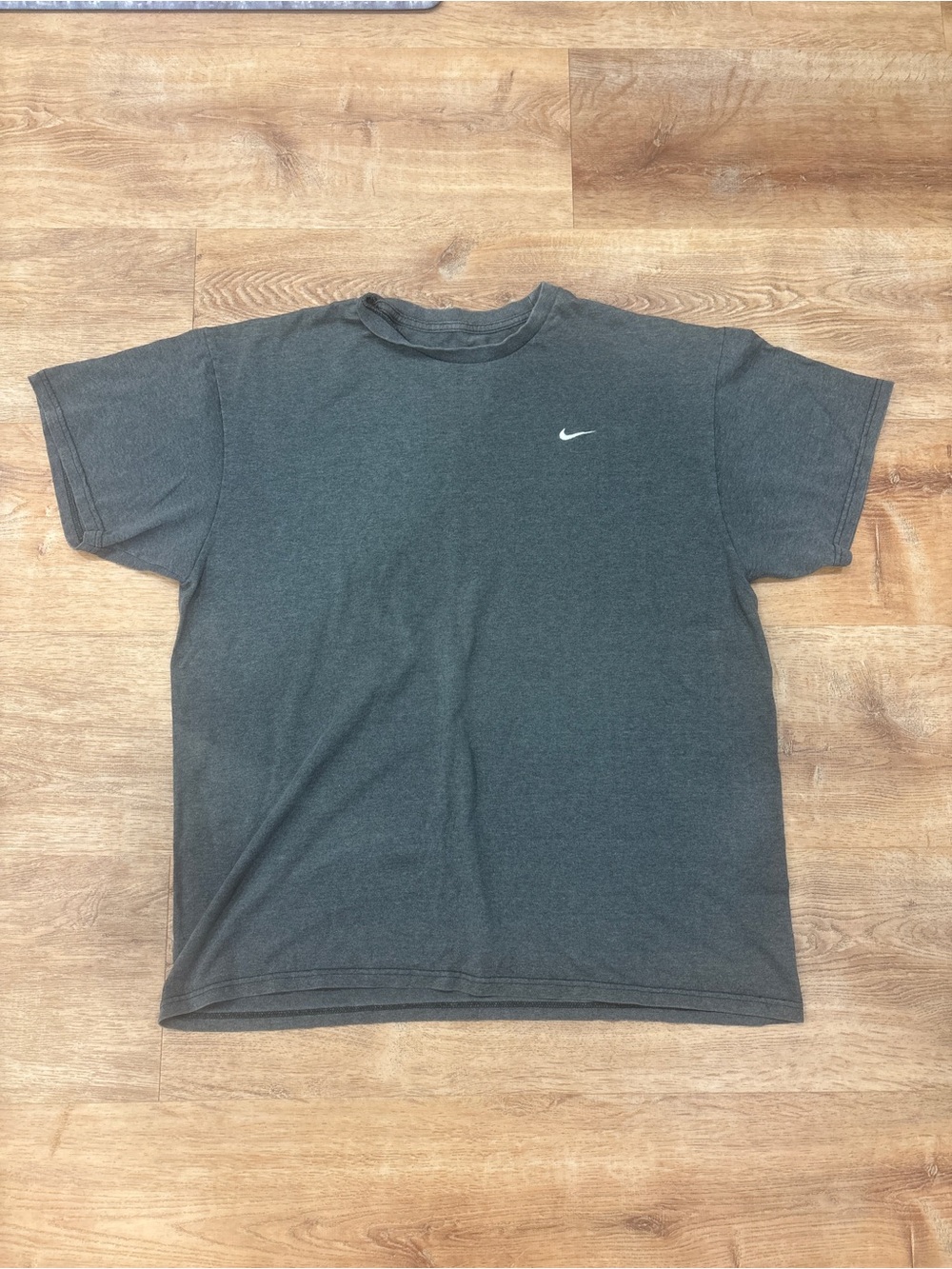 Nike Men’s Charcoal Short Sleeve Crew T-Shirt with White Swoosh